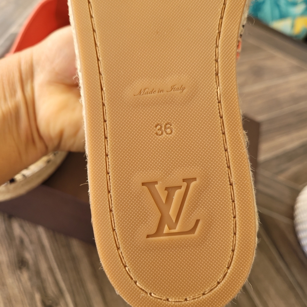 Louis Vuitton Leoprad Print Canvas Espadrille Flats (Size 36) - Picture 6 of 16